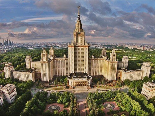 Два российских медицинских вуза подтвердили статус университета мирового уровня