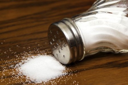 Соль может быть причиной аллергии на коже